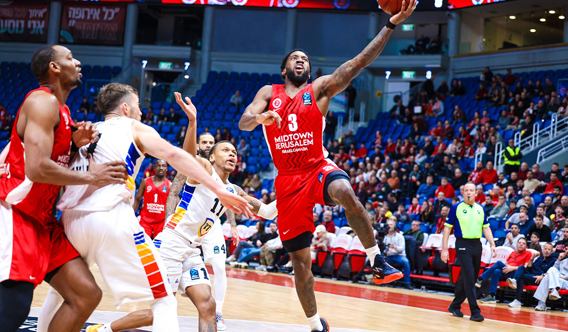 יורוקאפ: האדומים הבטיחו את הפסגה