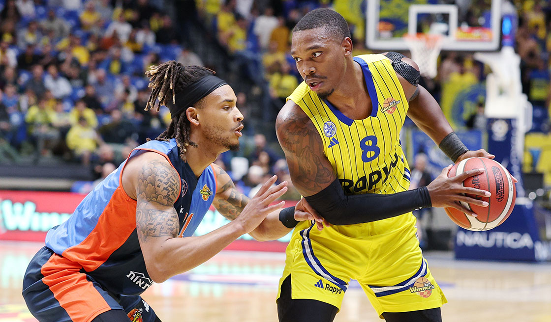 מחזור 17: מכבי תל אביב - עירוני נס ציונה 80:111